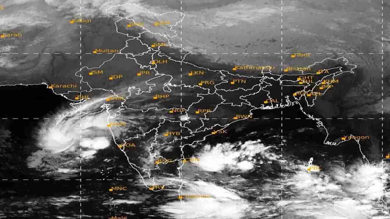 Weather: અરબી સમુદ્ર અને બંગાળની ખાડીમાં સર્જાયુ લો પ્રેશર, કેરળ-કર્ણાટક સહિત સાત રાજ્યોમાં ભારે વરસાદની આગાહી