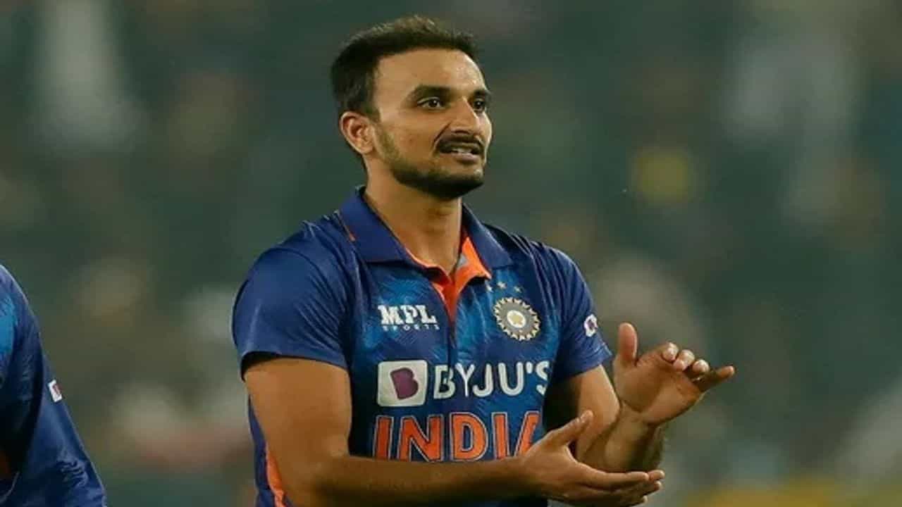 IND vs NZ: હર્ષલ પટેલ થી પ્રભાવિત થયો આ ન્યુઝીલેન્ડનો દિગ્ગજ, કહ્યુ બુમરાહ સાથે મળીને ડેથ ઓવરમાં ખતરનાક જોડી બની શકે છે