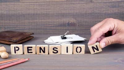 નિવૃતિ માટે NPSને કેમ માનવામાં આવે છે બેસ્ટ સ્કીમ? આ છે મુખ્ય કારણો અને રોકાણ શરૂ કરતા પહેલા આ બાબતો જાણી લો