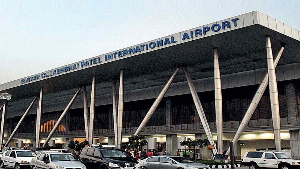 અમદાવાદ ઈન્ટરનેશનલ એરપોર્ટ પરથી અદાણીનું નામ દૂર કરાયું, આ છે કારણ