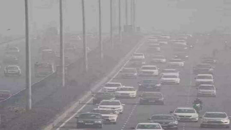 Delhi Air Pollution News: હવે 30 નવેમ્બર સુધી દિલ્હીમાં બિન-આવશ્યક ચીજવસ્તુઓ વહન કરતી ટ્રકોને નો એન્ટ્રી, આ લોકોને મળી છૂટછાટ