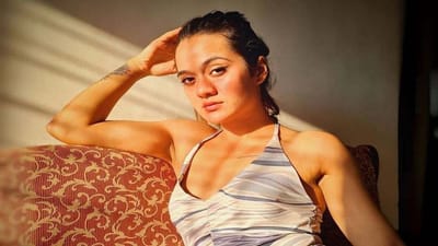 આરાધના શર્માએ તેના એક ફોટોશૂટની તસવીરો ઈન્સ્ટાગ્રામ પર શેર કરી છે, જેમાં તે બોલ્ડ અંદાજમાં જોવા મળી રહી છે.