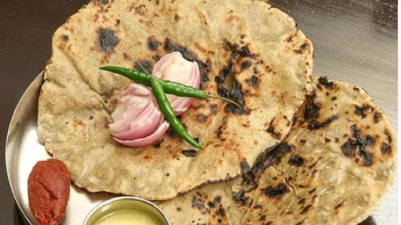 સ્વાદ અને આરોગ્યથી ભરપૂર છે બાજરીનો રોટલો, અનેક રોગોનો રામબાણ ઇલાજ છે