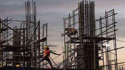 રોકડની તંગીનો સામનો કરી રહેલા બાંધકામ ક્ષેત્ર માટે સરકારે બનાવ્યો નવો નિયમ, કોન્ટ્રાક્ટરોને થશે ફાયદો