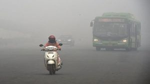 Delhi Air Pollution: દિલ્હીનો AQI ફરી 256 પર પહોંચ્યો, વાયુ પ્રદૂષણ મુદ્દે દિલ્હી સરકારની આજે સમીક્ષા બેઠક