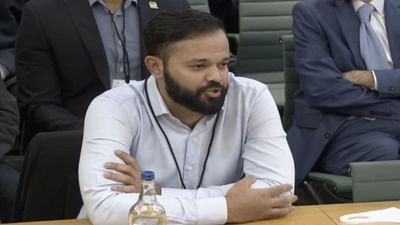 Cricket: અઝીમ રફીકનો ખુલાસો, કાળા અને બ્રાઉન ખેલાડીઓને 'કેવિન' કહેતા ઇંગ્લેન્ડના બે દિગ્ગજ ક્રિકેટર, કુતરાના નામ પણ એ જ રાખ્યા હતા