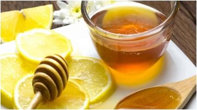 મધ- મધમાં વિટામિન્સ, મિનરલ્સ અને ઘણા જરૂરી પોષક તત્વો મળી આવે છે. તે પાચન અને મેટાબોલિઝ્મને વધારવામાં મદદ કરે છે. તમે તમારા દિવસની શરૂઆત એક ગ્લાસ ગરમ પાણી અને મધ સાથે કરી શકો છો અને દિવસની તંદુરસ્ત શરૂઆત કરી શકો છો.
