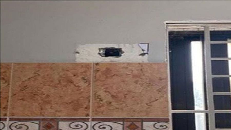 Pakistan: આ દેશમાં આવા જ અળવીતરાઓ રહે છે કે શું? સ્કૂલના વોશરૂમમાં મળ્યા કેમેરા, મહિલાઓનું થતું હતું રેકોર્ડિંગ