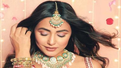 હિના ખાને તેના ઈન્સ્ટાગ્રામ પરથી કેટલીક તસ્વીરો શેર કરી છે જેમાં તે લહેંગા પહેરેલી જોવા મળી રહી છે. 
