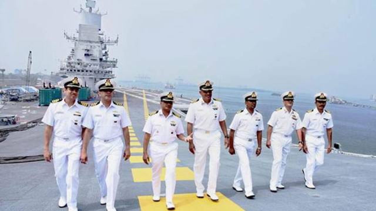 Navy Recruitment 2021: ઈન્ડિયન નેવીમાં આ પદ માટે બમ્પર ભરતી જાહેર, આ રીતે કરો અરજી