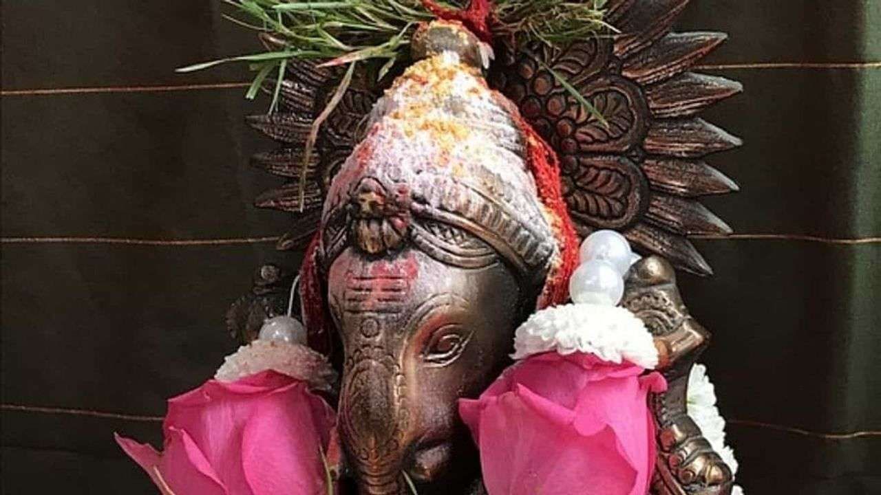 Vinayak Chaturthi 2021 Worshiping Lord Ganesha on this day makes the