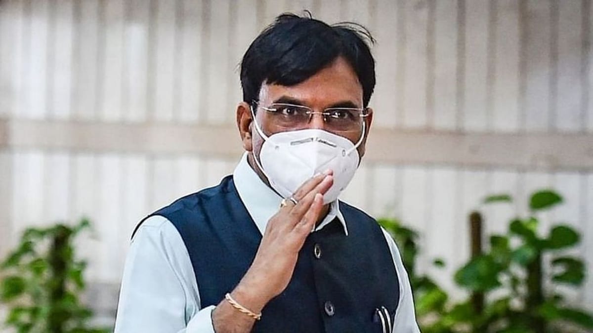 દેશમાં ખાતરની કોઈ અછત નથી, રાજ્ય સરકારોએ સપ્લાય પર નજર રાખવી જોઈએ: મનસુખ માંડવિયા