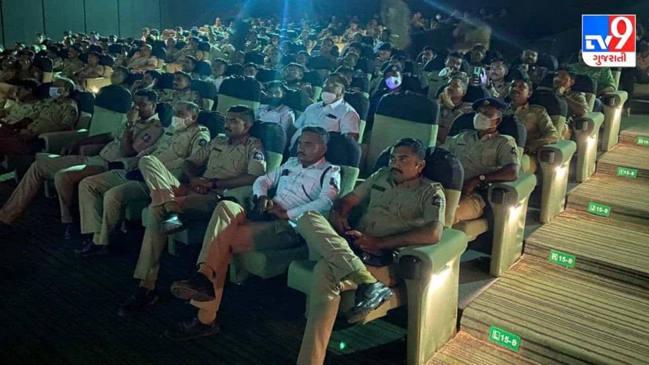 કોરોના-દિવાળીમાં સતત બંદોબસ્તમાં વ્યસ્ત રહેતી પોલીસને રાજકોટ પોલીસ કમિશનરે દેખાડ્યું ફિલ્મ સૂર્યવંશી