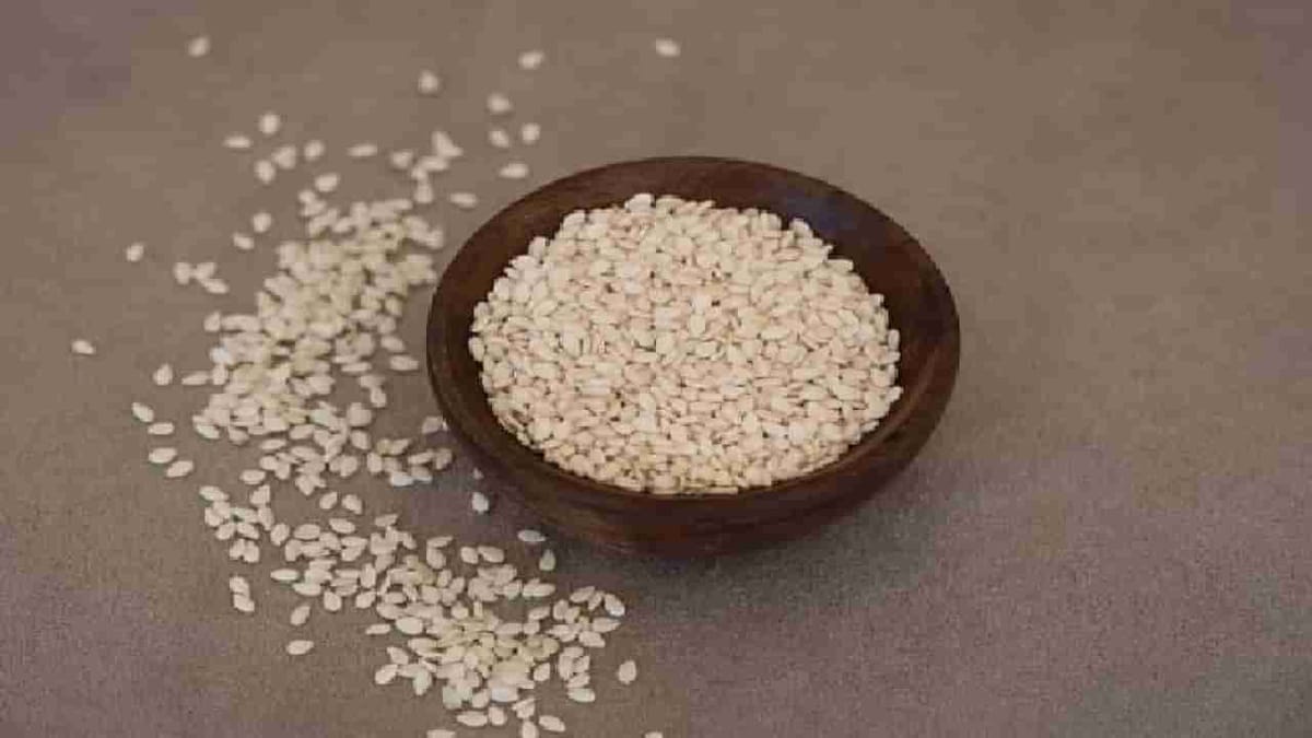 Winter Health: શિયાળામાં તલ છે અતિ ગુણકારી, પરંતુ શું તમે જાણો છો તેના આ અદ્ભુત ફાયદા?