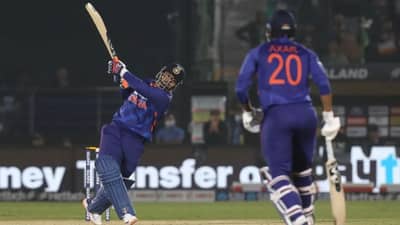 IND vs NZ: ઋષભ પંતે પણ કર્યો ધોનીની માફક કમાલ, હવે રેકોર્ડ બુકમાં માહિ બાદ નોંધાયુ પંતનુ નામ