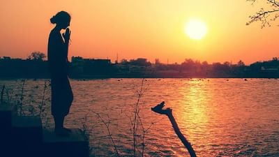 Sun Remedies for Success: જીવનના દરેક ક્ષેત્રમાં સફળતા મેળવવા માટે આ રીતે કરો સૂર્ય પૂજા