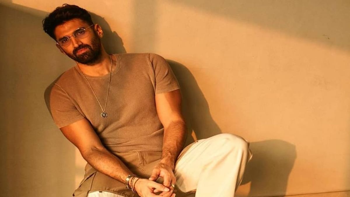 Aditya Roy Kapur Birthday special : શ્રદ્ધા કપૂરને ડેટ કરી ચુક્યો છે આદિત્ય રોય કપૂર, માતાના કારણે થયું હતું બ્રેકઅપ