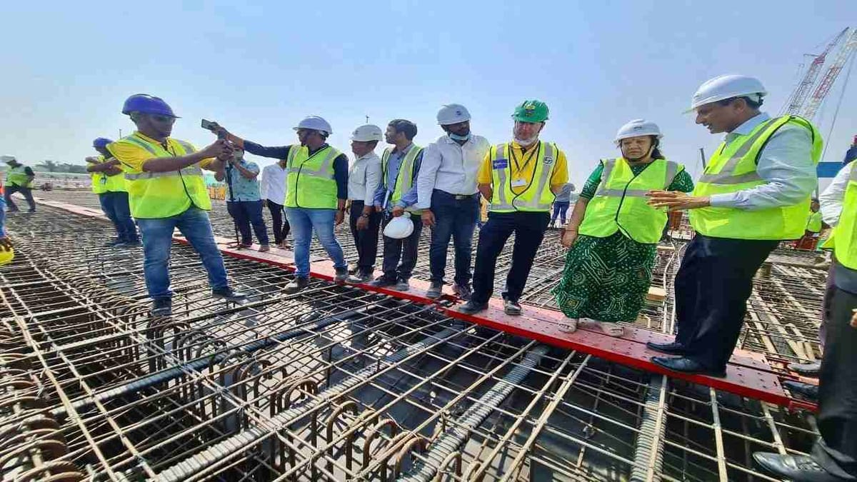 Surat: મુંબઈ-અમદાવાદ હાઈ સ્પીડ રેલ કોરિડોરે ગતિ પકડી, નવસારી ખાતે અન્ય 40 મીટર બોક્સ ગર્ડરનું કાસ્ટિંગ શરૂ થયું