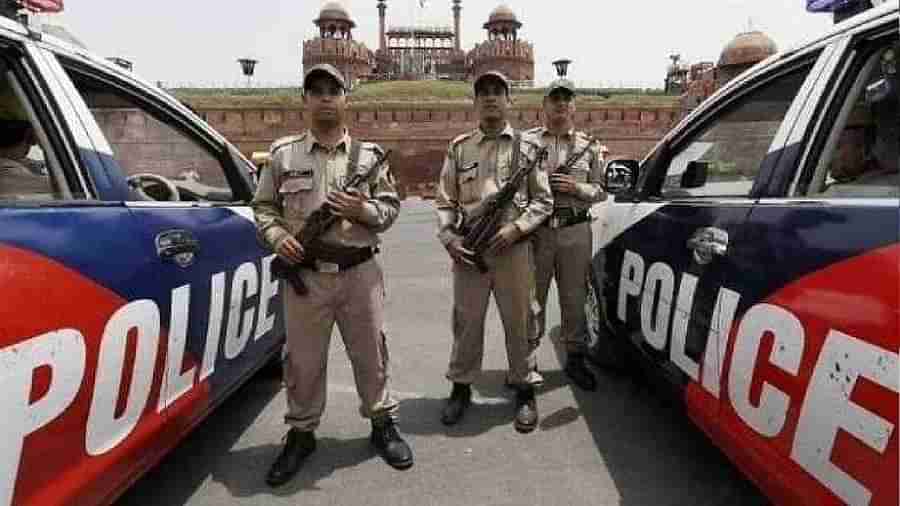 Delhi: પાસપોર્ટ-વિઝા વગર રહેતા 12 વિદેશીઓની ધરપકડ, દિલ્હી પોલીસ ગેરકાયદેસર વિદેશીઓની શોધમાં લાગી
