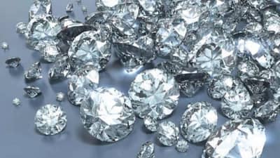 Surat : દક્ષિણ આફ્રીકામાં જોવા મળેલા નવા વેરિઅન્ટની કોઇ અસર સુરતના હીરા ઉદ્યોગ ઉપર નહીં પડે