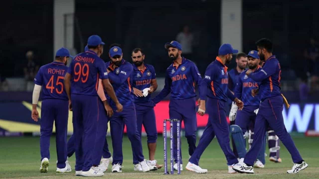 T20 World Cup: રોહિત શર્માના શાનદાર શતક સાથે ટીમ ઇન્ડિયાનો નામીબિયા સામે વિજય, કોહલીની વિદાયની ભેટ