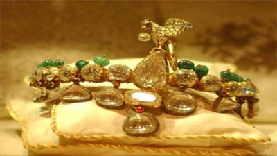 Surat: કાપડ અને હીરા માર્કેટ હજુ વેકેશનના મૂડમાં, ડિમાન્ડને પગલે જવેલરી માર્કેટ 3 દિવસની રજા બાદ ફરી કાર્યરત