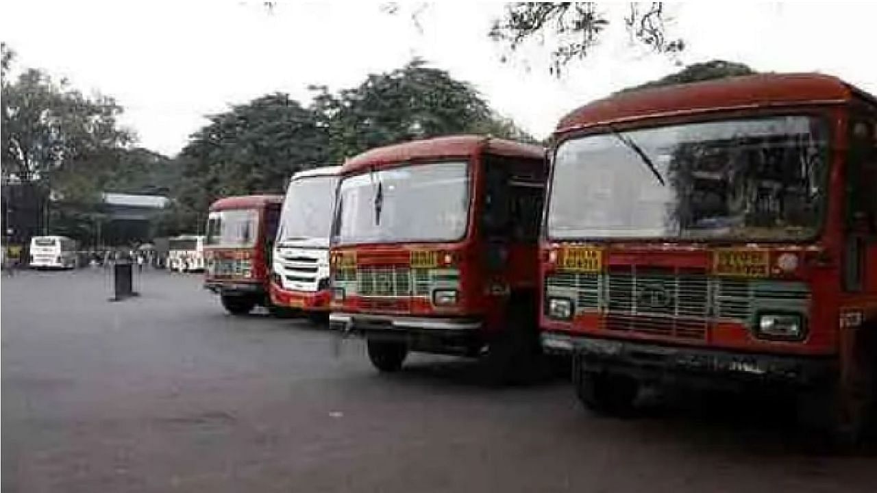 Maharashtra ST Workers strike: મહારાષ્ટ્રના 376 રાજ્ય પરિવહનના કર્મચારીઓ સસ્પેન્ડ, ST કર્મચારીઓની હડતાળ પર સરકારનું કડક વલણ