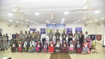 હિંસાનો માર્ગ છોડીને આત્મસમર્પણ કર્યું, હવે પોલીસની મદદથી પૂર્વ નક્સલવાદી મહિલાઓ બની ઉદ્યોગ સાહસિક, ફિનાઈલની બ્રાન્ડ કરી લોન્ચ