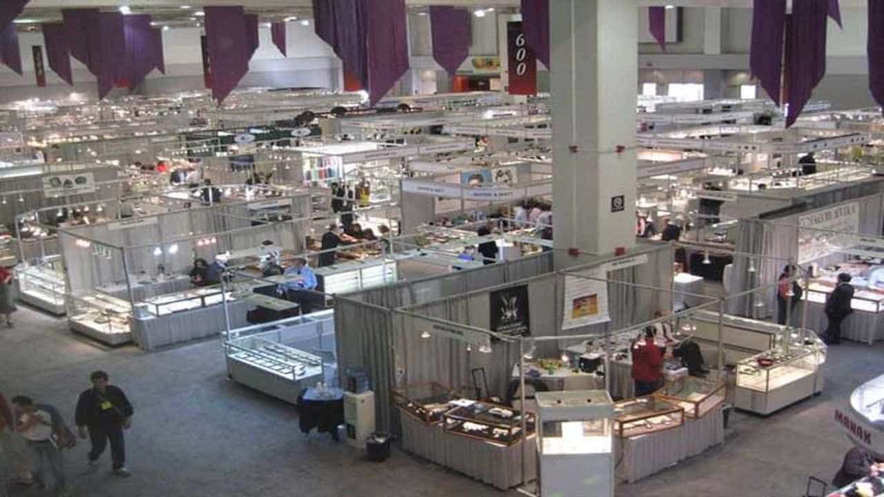 Surat : ચેમ્બર ઓફ કોમર્સ દ્વારા યોજાશે સિગ્નેચર સ્પાર્કલ એક્ઝિબિશન, તૈયારીઓ શરૂ