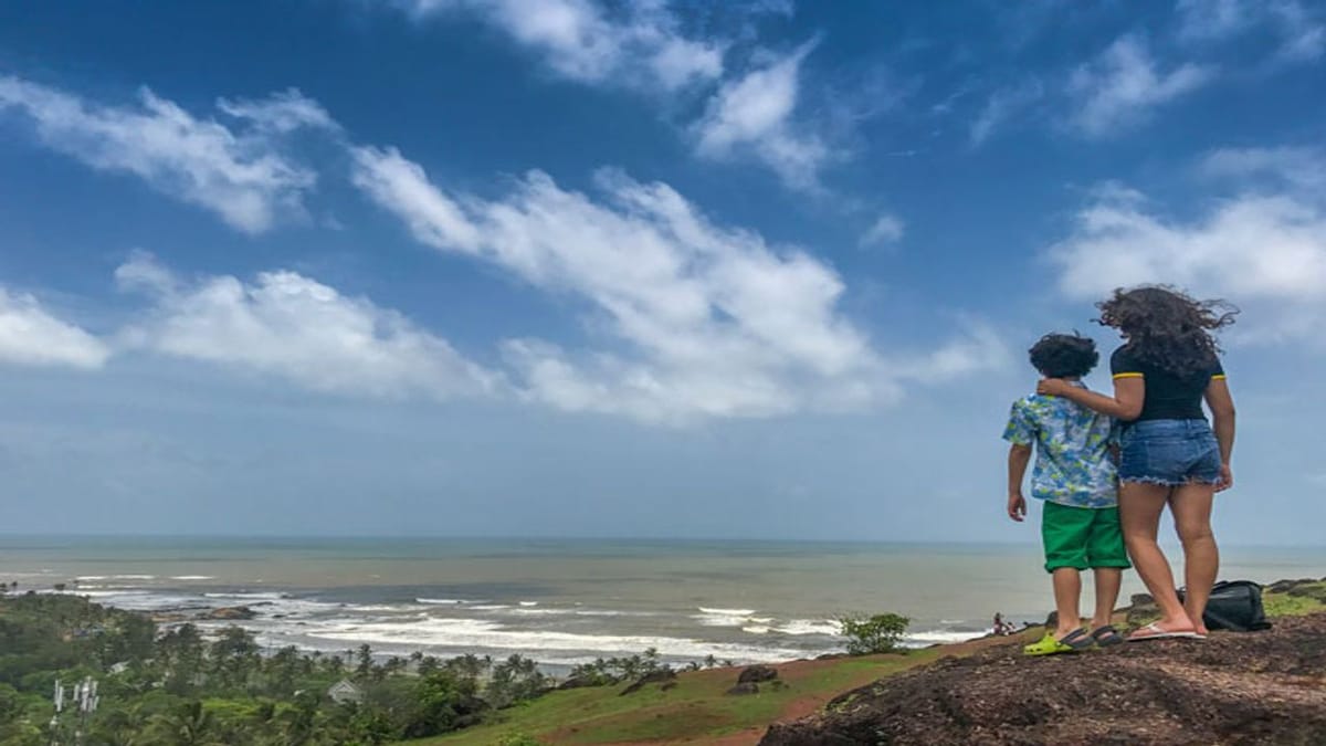 Surat: કોરોનાની લહેરમાંથી બહાર નિકળ્યા બાદ સુરતીઓ ફુલ વેકેશનનાં મુડમાં, પહેલી પસંદ ગોવા, કાશ્મીર, દમણ-દીવ, ગીર અને કચ્છ