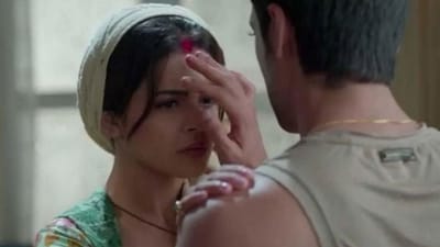 Viral video : સિંદૂર લગાવવાનો આ અંદાજ જોઈને લોકો લઇ રહ્યા છે મજા, વીડિયો થયો સોશિયલ મીડિયામાં વાયરલ