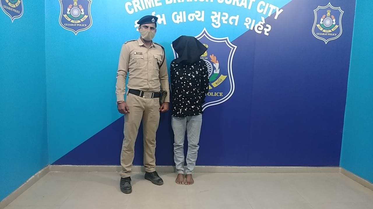 સુરત : ઘાતક હથિયારો સાથે કુખ્યાતની ધરપકડ, અનેક ગુનાનો ઉકેલાયો ભેદ