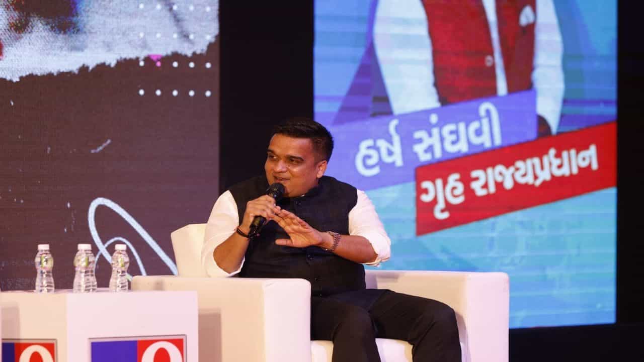 Tv9 exclusive : રાજ્યમાં ટુંક સમયમાં શરૂ થશે 112ની સેવા, ગૃહ રાજ્યપ્રધાન હર્ષ સંઘવીની મોટી જાહેરાત