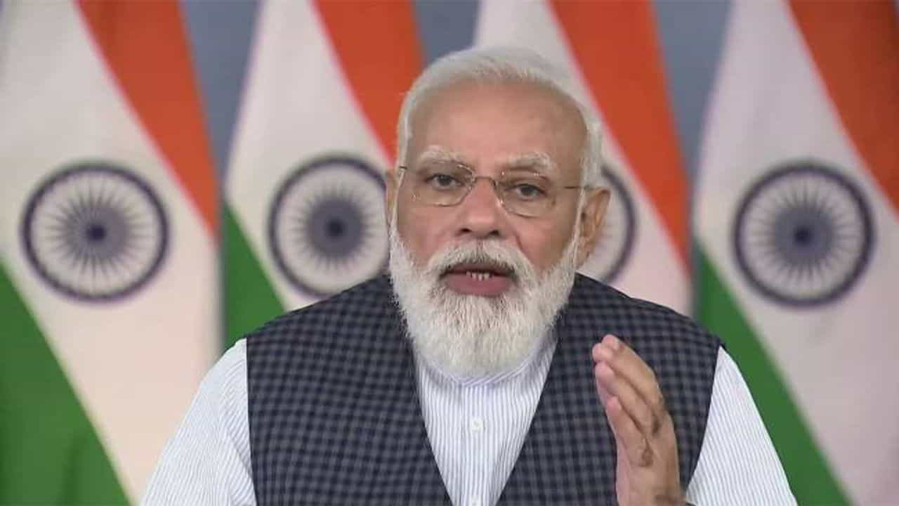 Navy Day : વડાપ્રધાન નરેન્દ્ર મોદીએ નૌકાદળના જવાનોને પાઠવી શુભેચ્છા, કહ્યુ નૌકાદળના યોગદાન પર અમને ગર્વ