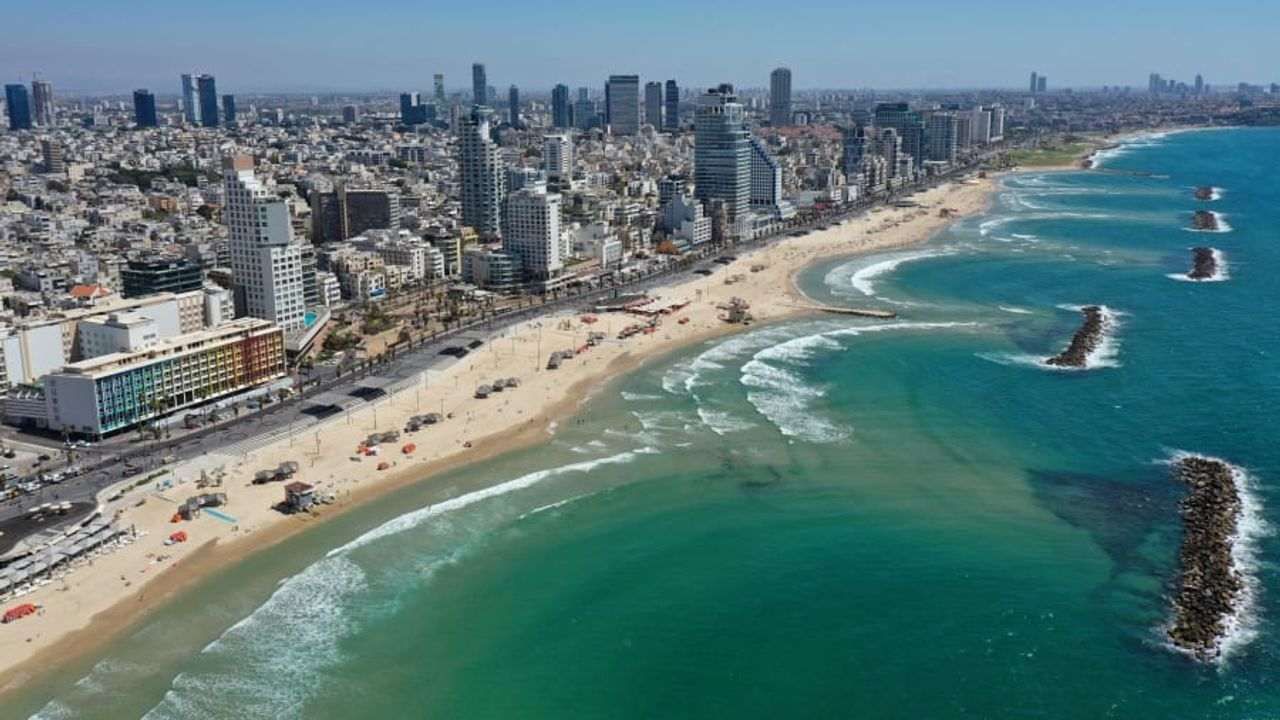 01 Tel Aviv, Israel: ઈન્ડેક્સના ઈતિહાસમાં પ્રથમ વખત તેલ અવીવ વિશ્વના સૌથી મોંઘા શહેર તરીકે બહાર આવ્યું છે.