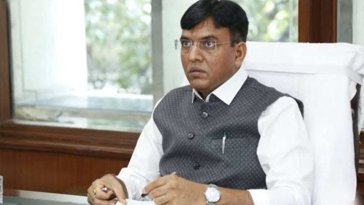 ઓમિક્રોનના વધતા કેસ અંગે કેન્દ્રીય આરોગ્ય પ્રધાનનું નિવેદન, સ્થિતિ ઉપર વૈજ્ઞાનિકોની નજર, વૈજ્ઞાનિકોના અભિગમના આધારે ભવિષ્યની રણનીતિ નક્કી થશે