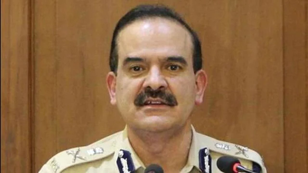 પરમબીર સિંહની વધી મુશ્કેલી ! મુંબઈના ભુતપૂર્વ પોલીસ કમિશનર સામે ચાર્જશીટ દાખલ, અનેક ખુલાસા થવાની શક્યતા