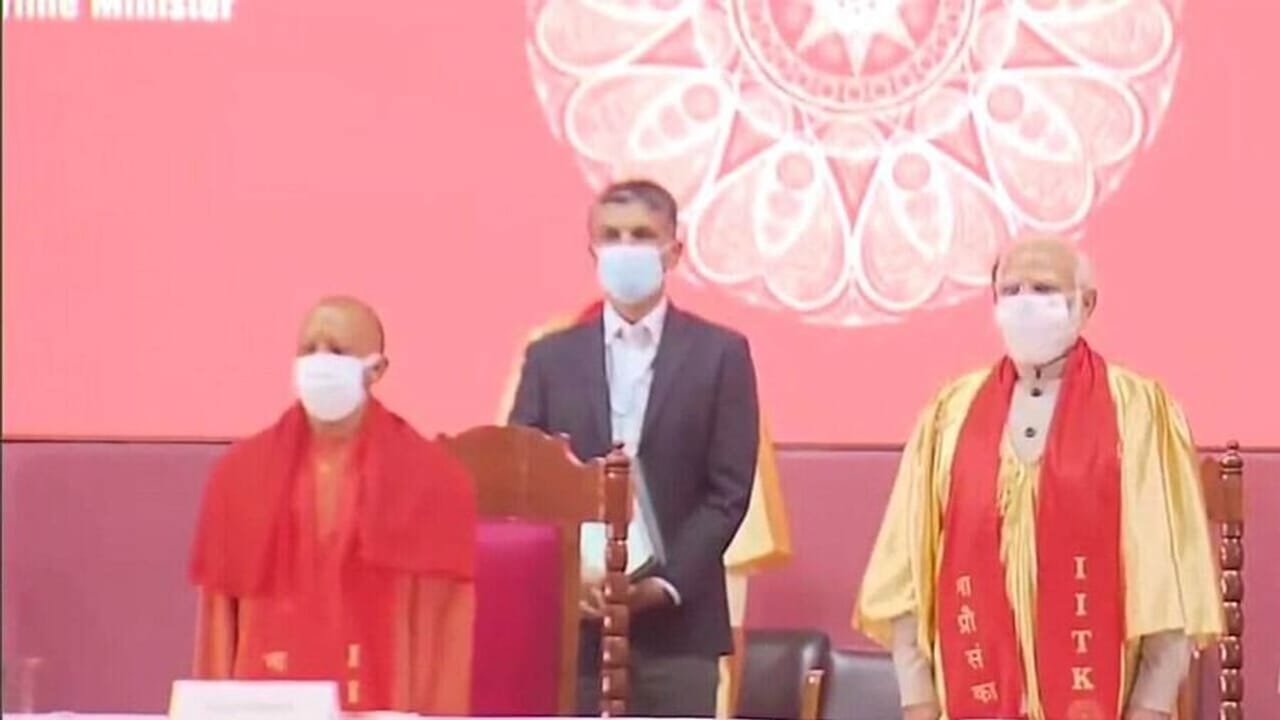 PM મોદીએ IIT કાનપુરના વિદ્યાર્થીઓને કહ્યું- આગામી 25 વર્ષમાં ભારતની વિકાસ યાત્રાની લગામ તમારે લેવી પડશે