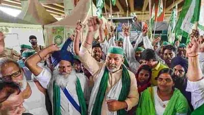 11 મહિના પછી આંદોલનકારી ખેડૂતો અને સરકાર વચ્ચે થશે વાતચીત ! બેઠકમાં 5 સભ્યોની સમિતિ લેશે ભાગ