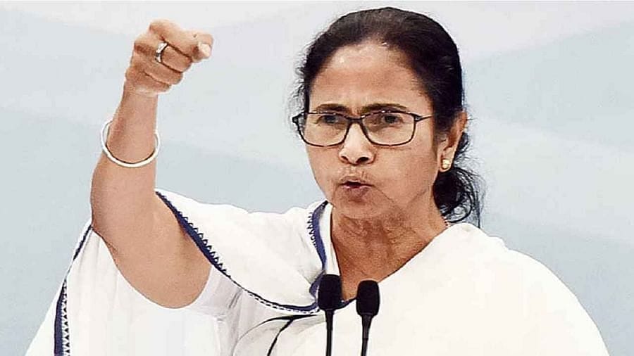 West Bengal: ભાજપ અને મમતા બેનર્જીનું કોંગ્રેસ મુક્ત ભારતનું એક સરખું સપનું, RSS સાથે સંકળાયેલા એક સામયિકનો દાવો