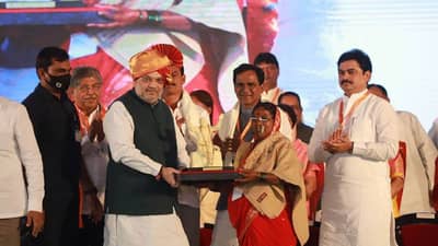 Maharashtra પહોંચ્યા અમિત શાહ, કહ્યું- હું સહકારમાં કંઈ તોડવા નથી આવ્યો, પણ જોડવા આવ્યો છું