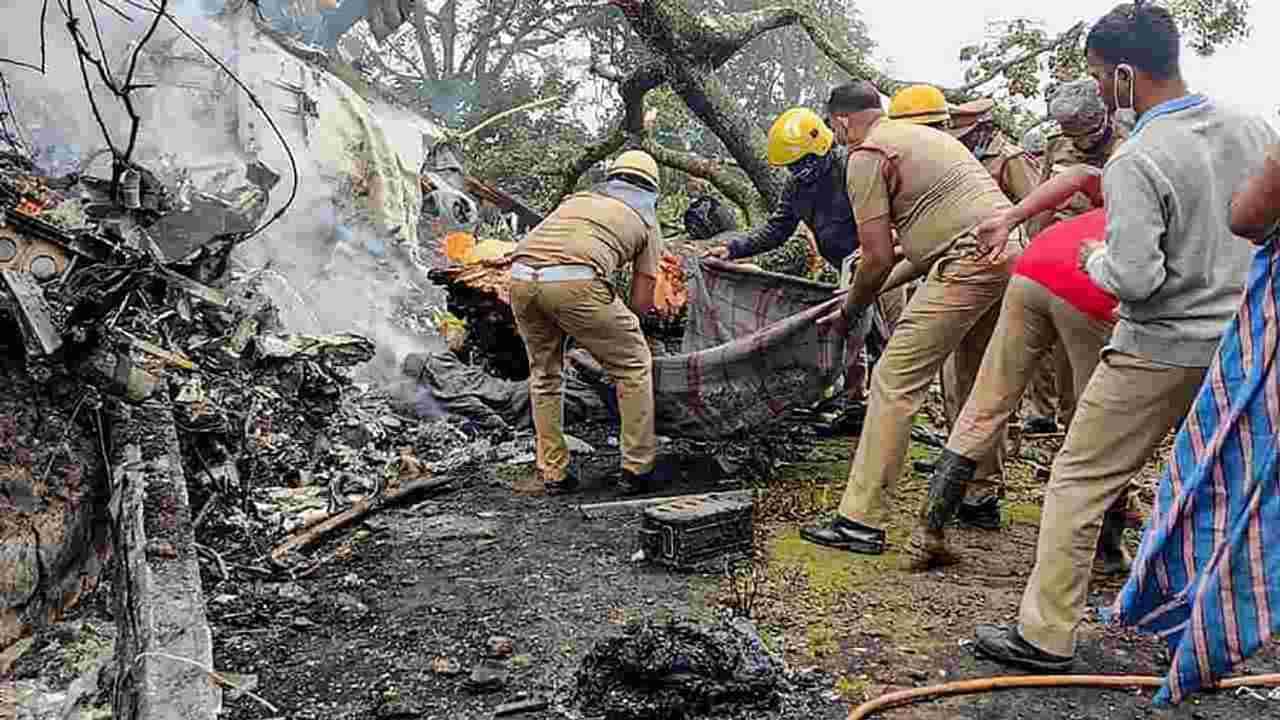 Helicopter Chrash: દુર્ઘટનાના કારણ પાછળ અનેક સવાલ, ટેકનીકલ ખામીની શક્યતા ઓછી, Mi-17V5 હેલિકોપ્ટર સેનાના શ્રેષ્ઠ હેલિકોપ્ટરમાંથી એક