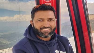 Ashes 2021: ઇંગ્લેન્ડની ઓસ્ટ્રેલિયામાં થઇ ફજેતી ! તો વાસિમ જાફર પૂર્વ ઇંગ્લીશ કેપ્ટન માઇકલ વોનને ખેંચવા નો મોકો ના ચૂક્યો, જુઓ