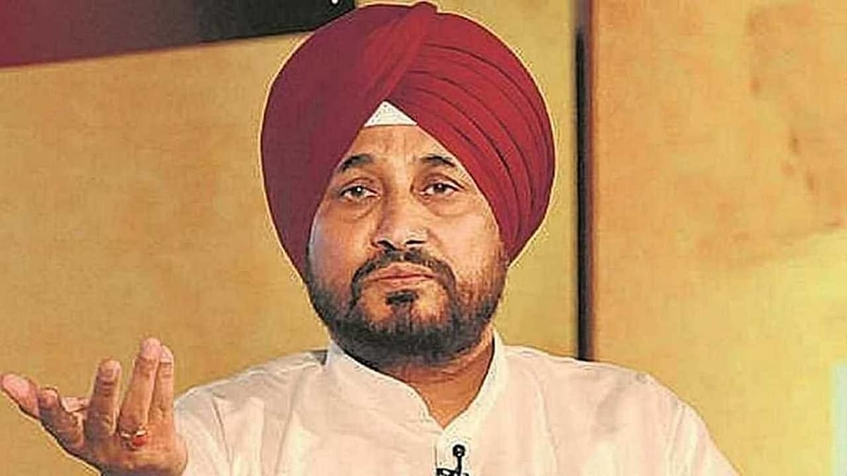 Punjab: ચૂંટણી પહેલા મુખ્યમંત્રી ચરણજીત સિંહ ચન્નીની મોટી જાહેરાત, પંજાબમાં ખેડૂતોની 2 લાખ સુધીની લોન માફ Punjab: ચૂંટણી પહેલા મુખ્યમંત્રી ચરણજીત સિંહ ચન્નીની મોટી જાહેરાત, પંજાબમાં ખેડૂતોની 2 લાખ સુધીની લોન માફ