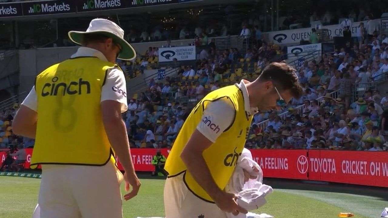 Ashes 2021: ઇંગ્લેન્ડના આ બે દિગ્ગજ ઓસ્ટ્રેલિયા સામેની ટેસ્ટ મેચમાં જૂનિયરોને પાણી પિવડાવતા નજર આવ્યા, તસ્વીરો થઇ વાયરલ