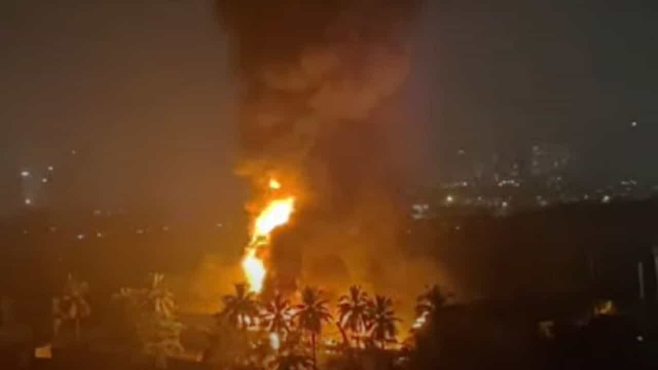 Bangladesh: મુસાફરોને લઈ જતી બોટમાં આગ લાગવાથી 36 લોકોના મોત, 200થી વધુ લોકો થયા ઘાયલ