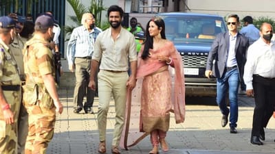 કેટરિના કૈફ અને વિકી કૌશલ હવે સાત જન્મોના બંધનમાં બંધાઈ ગયા છે. બંનેએ તાજેતરમાં જ લગ્ન કર્યા છે, જેની તસવીરો સોશિયલ મીડિયા પર વાયરલ થઈ રહી છે.