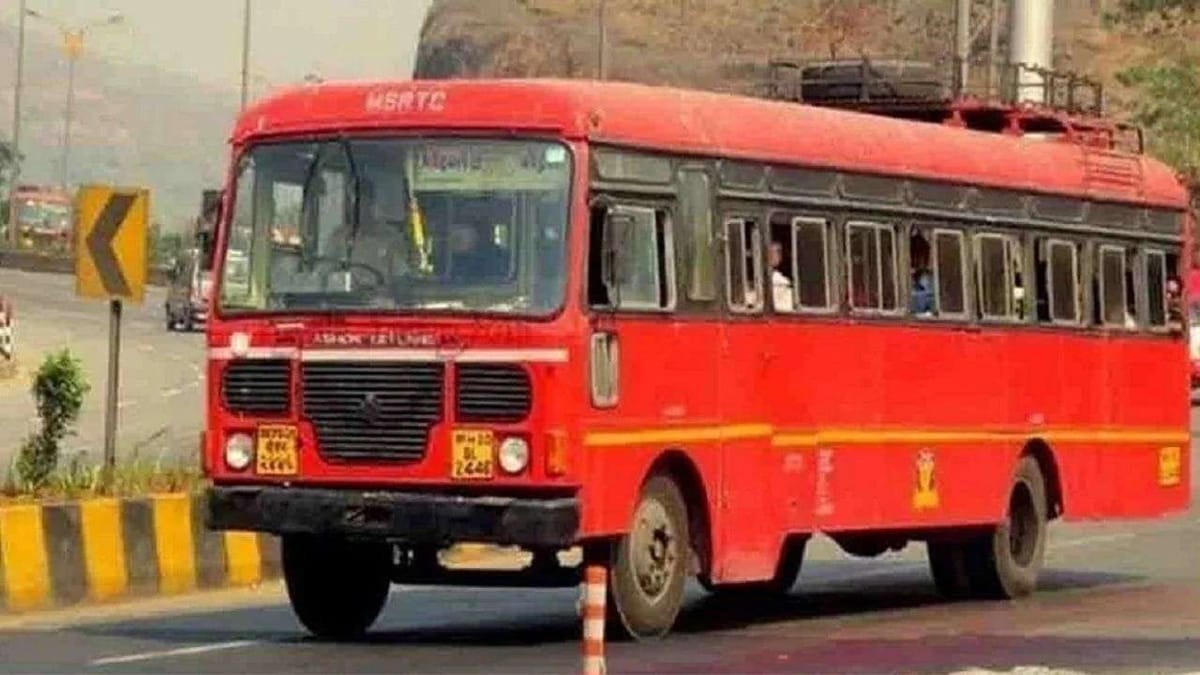 Maharashtra: MSRTCએ 230 કર્મીઓને બરતરફ કરવા નોટિસ ઈશ્યુ કરી, 28 ઓક્ટોબરથી કર્મચારી છે હડતાલ પર