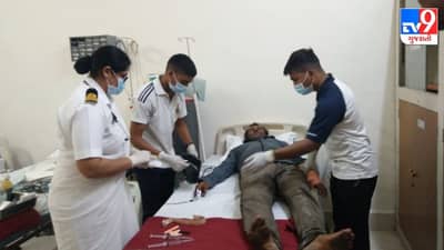 દરિયામાં માછીમારને સાપ કરડતા જીવ જોખમાયો, કોસ્ટગાર્ડ મદદે આવતા માછીમારનો જીવ બચ્યો