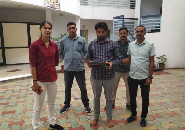 Ahmedabad: આરોપીની એક કુટેવ તેને જેલના સળીયા સુધી લઈ ગઈ, પોલીસે ઘરફોડ ચોરીના ગુનાનો આરોપીને ઝડપી લીધો